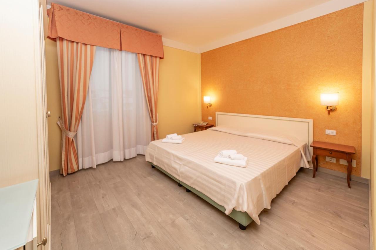 Hotel Pallanza By Lvg Hotel Collection 베르바니아 외부 사진