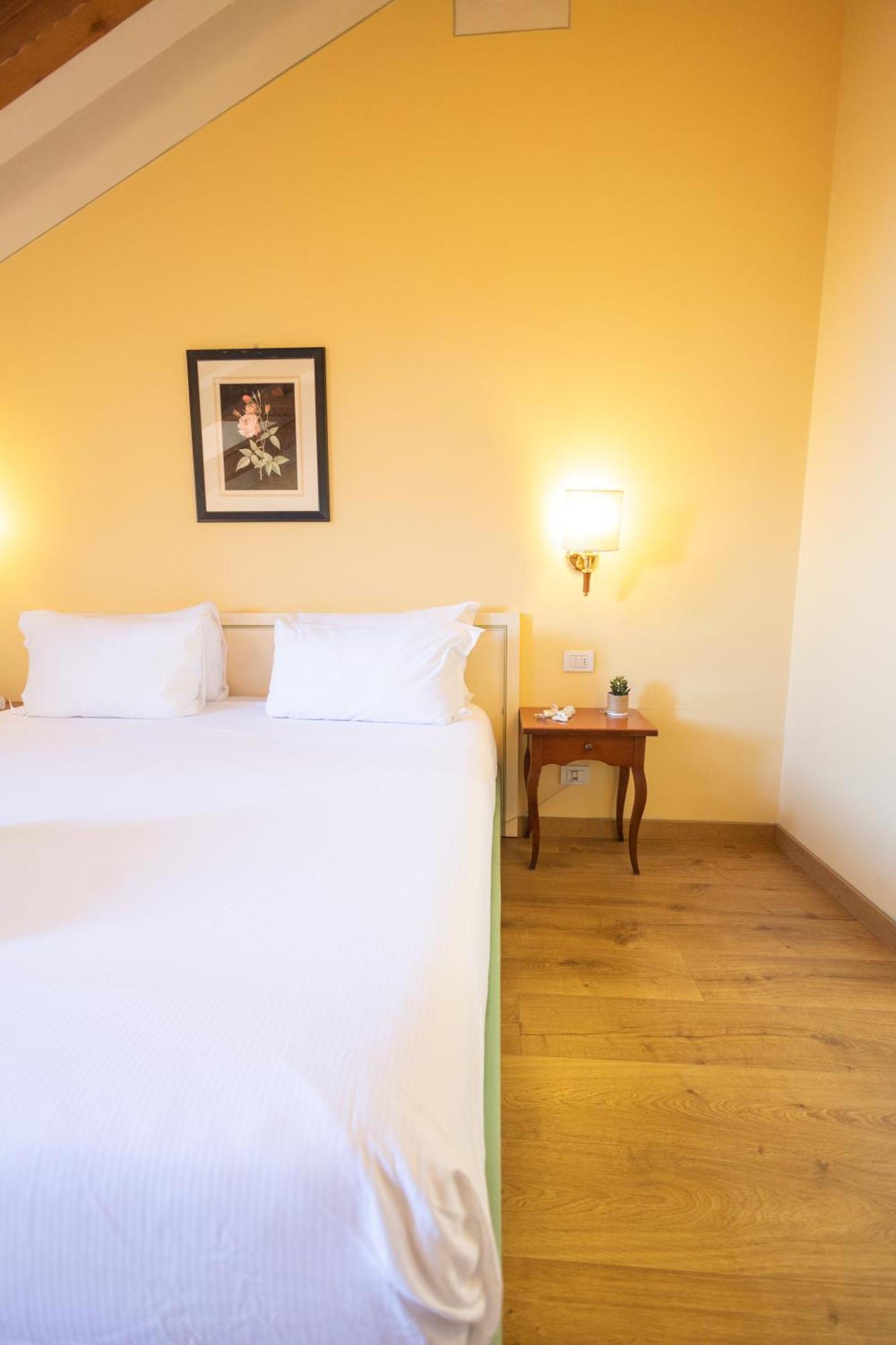 Hotel Pallanza By Lvg Hotel Collection 베르바니아 외부 사진