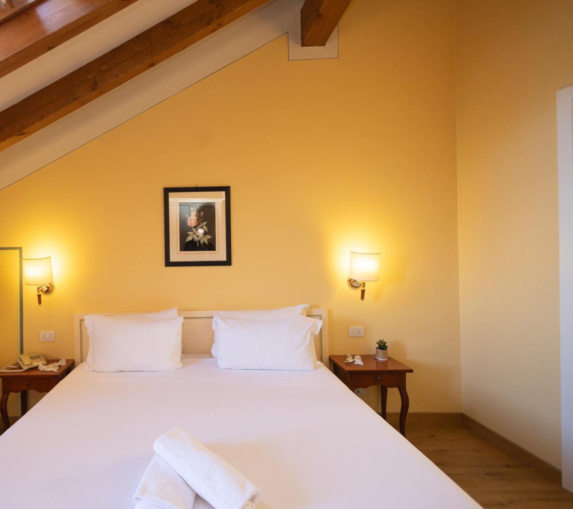 Hotel Pallanza By Lvg Hotel Collection 베르바니아 외부 사진