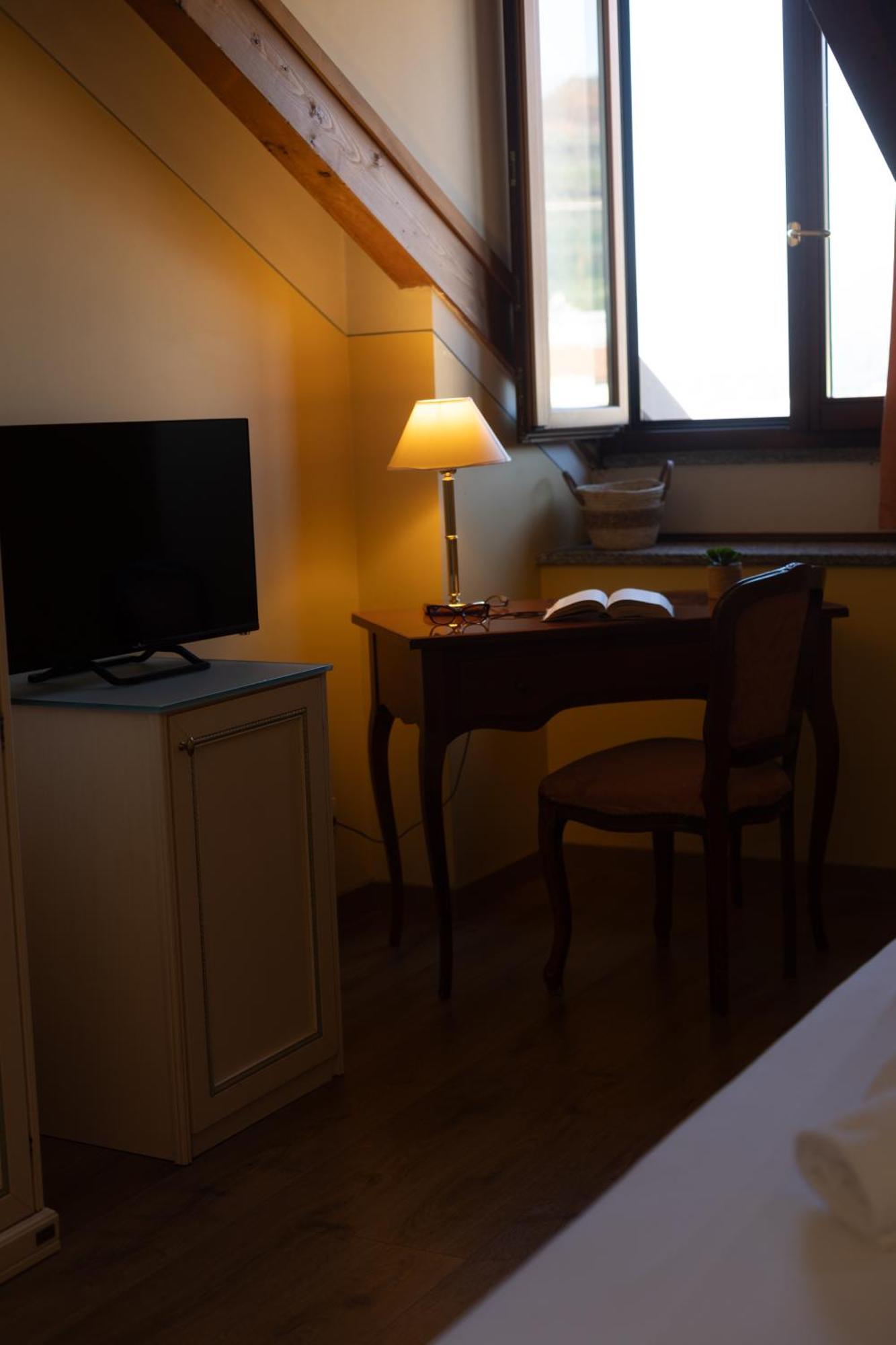 Hotel Pallanza By Lvg Hotel Collection 베르바니아 외부 사진